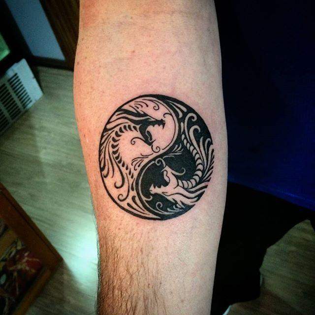 tatuaje dragon 551