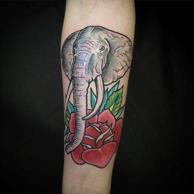 tatuaje elefantes 401