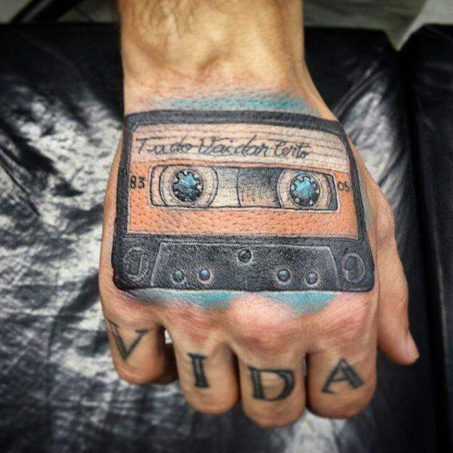 tatuaje musical 111