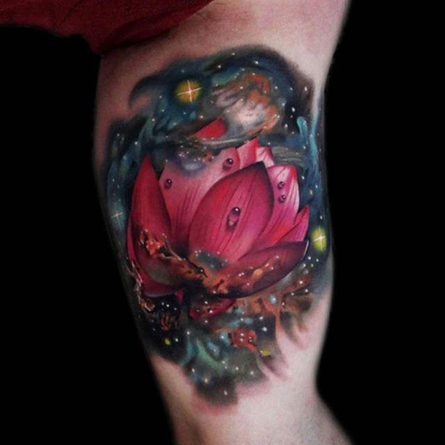 tatuaje flor de loto 221