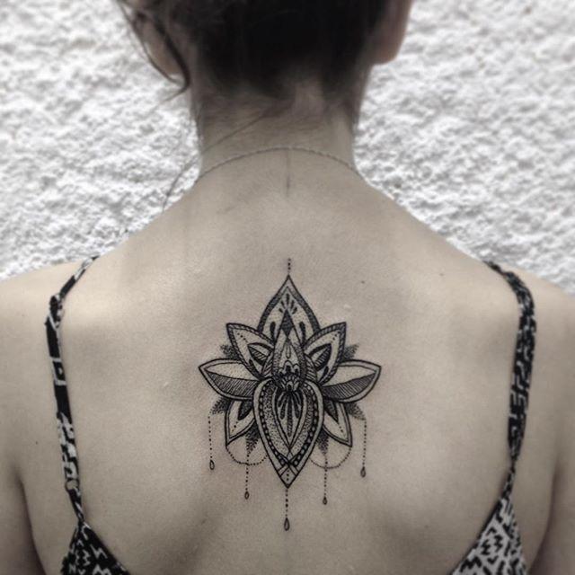 tatuaje flor de loto 311