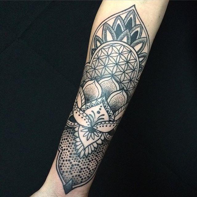tatuaje flor de loto 431
