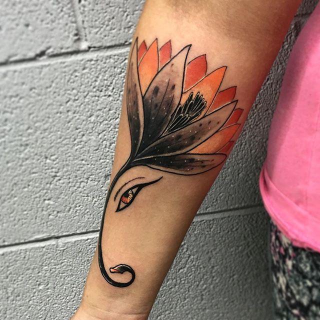 tatuaje flor de loto 441