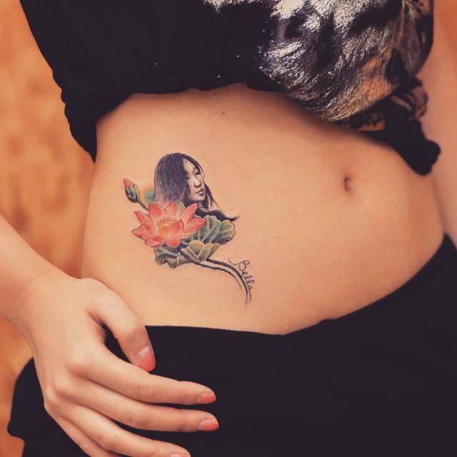 tatuaje flor de loto 551