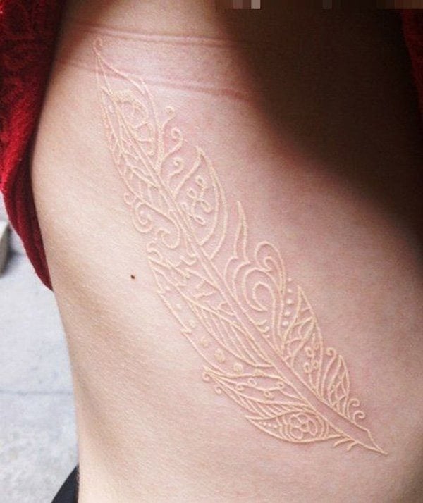 tatuajes-tinta-blanca-103