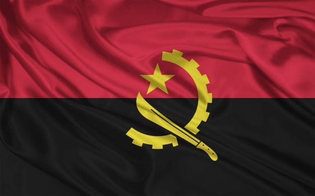 Bandera de Angola. Historia y significado