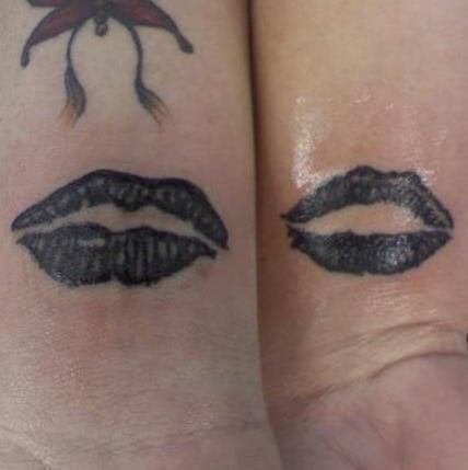 tatuaje amistad 534