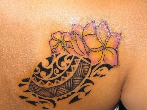 tatuaje hawaiano 1035