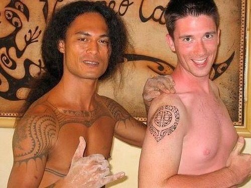 tatuaje hawaiano 1039