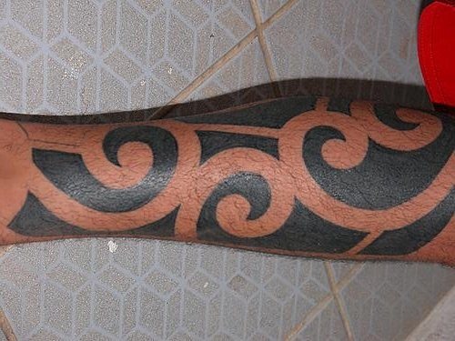 tatuaje hawaiano 1041