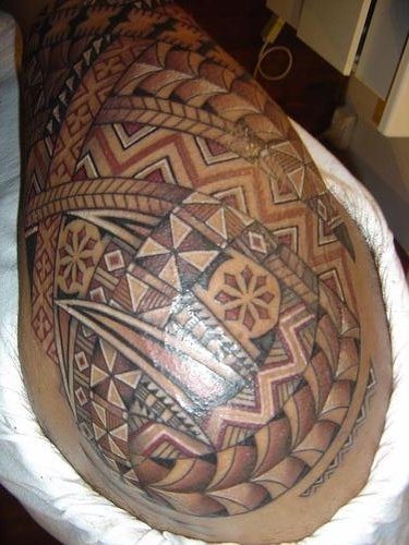 tatuaje hawaiano 1051