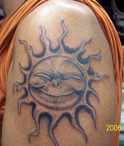 tatuaje luna sol 1060