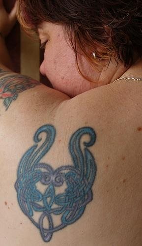 tatuaje nudo 1087