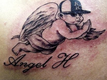 tatuaje angel pequeno 1010