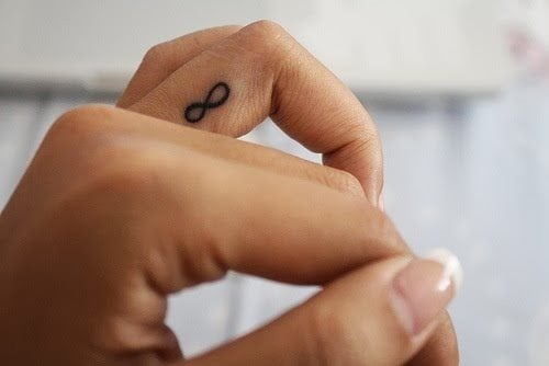 tatuaje anillo 38