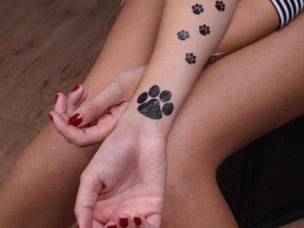 tatuaje huella perro 139