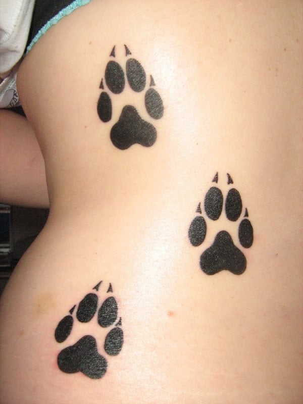 tatuaje huella perro 99