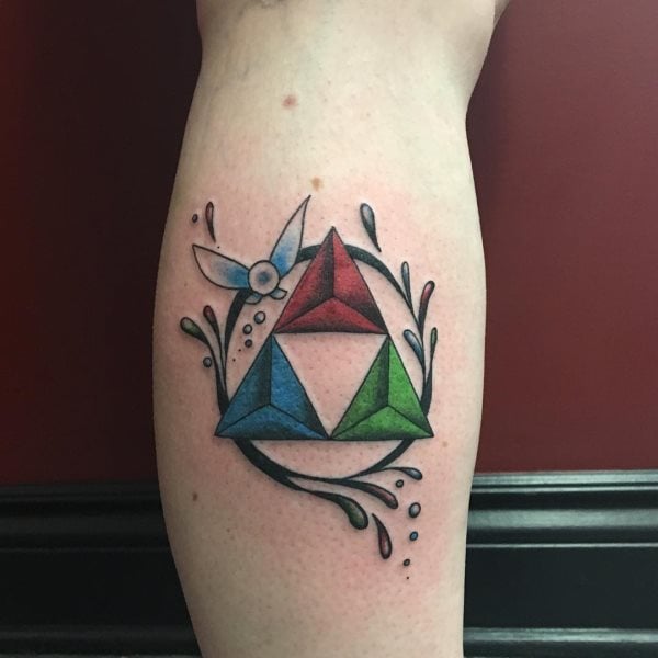 tatuaje triangulo 163