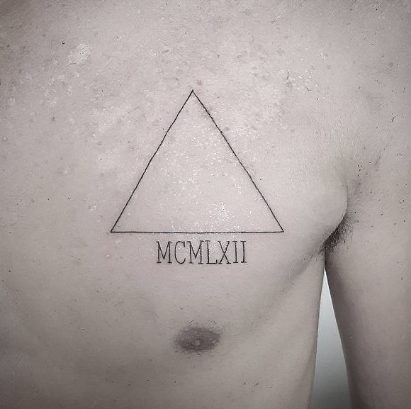 tatuaje triangulo 59
