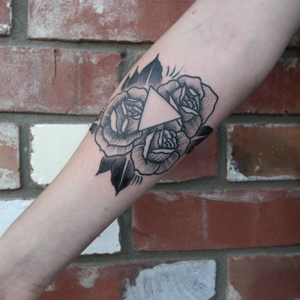 tatuaje triangulo 93