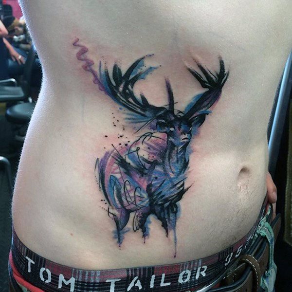 tatuaje ciervo para hombre 21