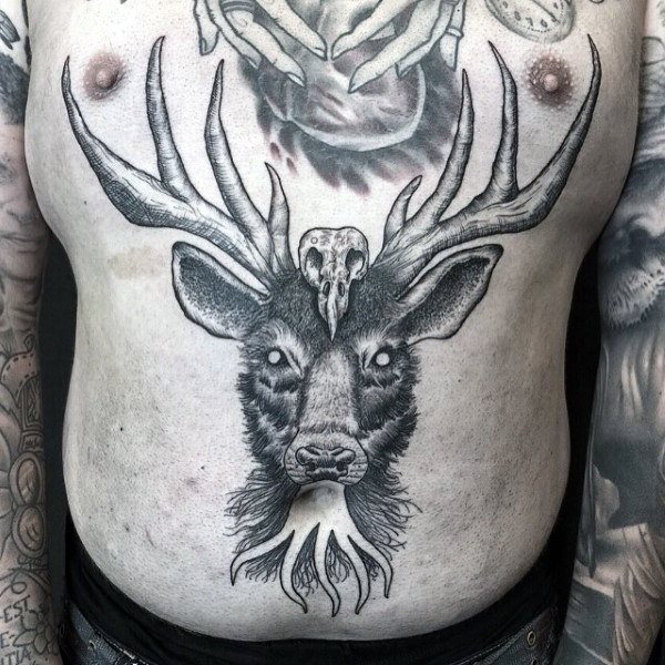 tatuaje ciervo para hombre 34
