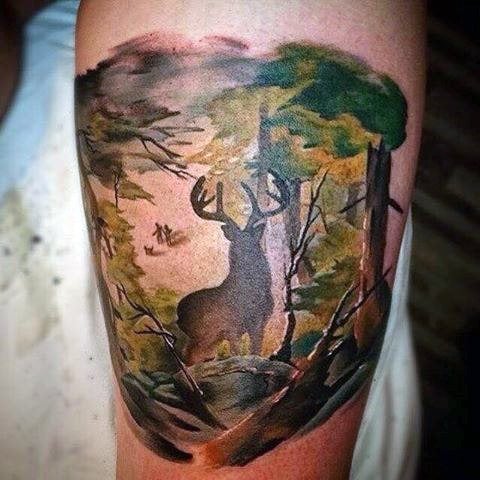 tatuaje ciervo para hombre 40