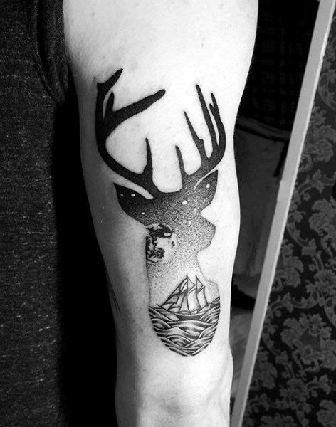 tatuaje ciervo para hombre 53
