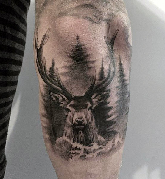 tatuaje ciervo para hombre 74