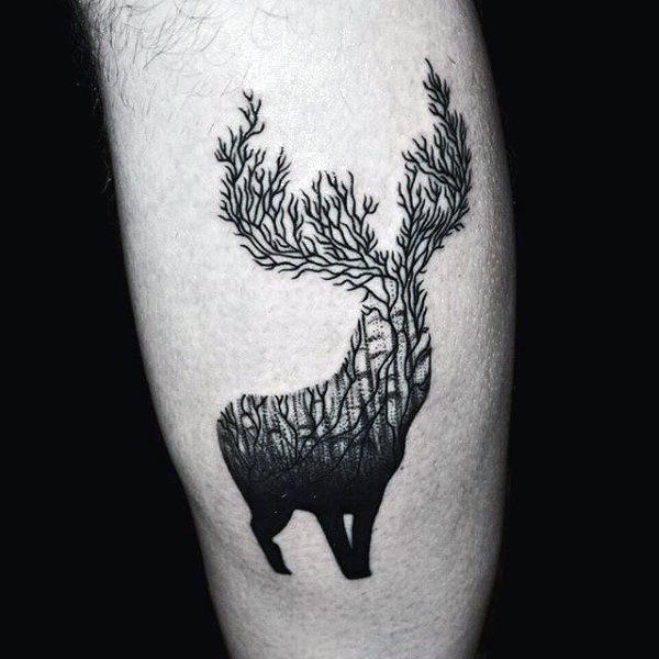 tatuaje ciervo para hombre 79