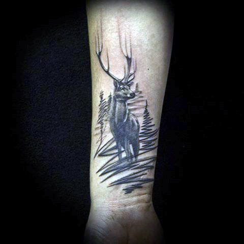 tatuaje ciervo para hombre 86