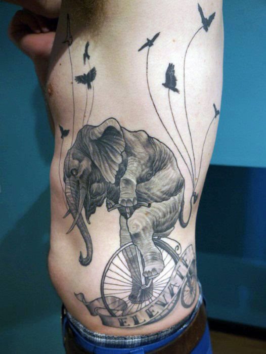 tatuaje elefante para hombre 04
