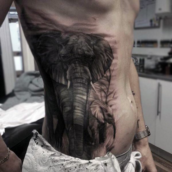 tatuaje elefante para hombre 35