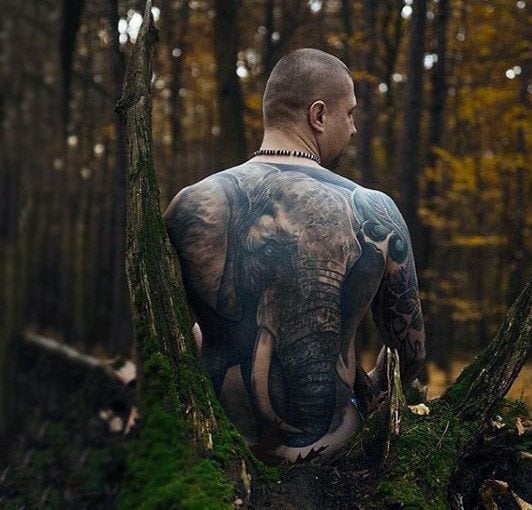 tatuaje elefante para hombre 36