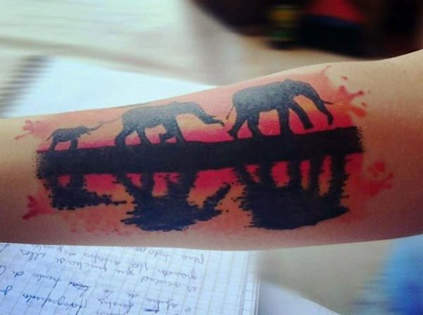 tatuaje elefante para hombre 86