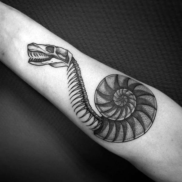 tatuaje esqueleto serpiente para hombre 18