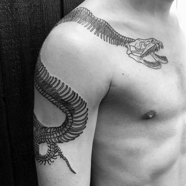 tatuaje esqueleto serpiente para hombre 22