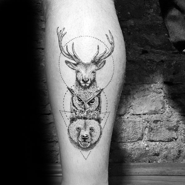 tatuaje geometrico pierna para hombre 24