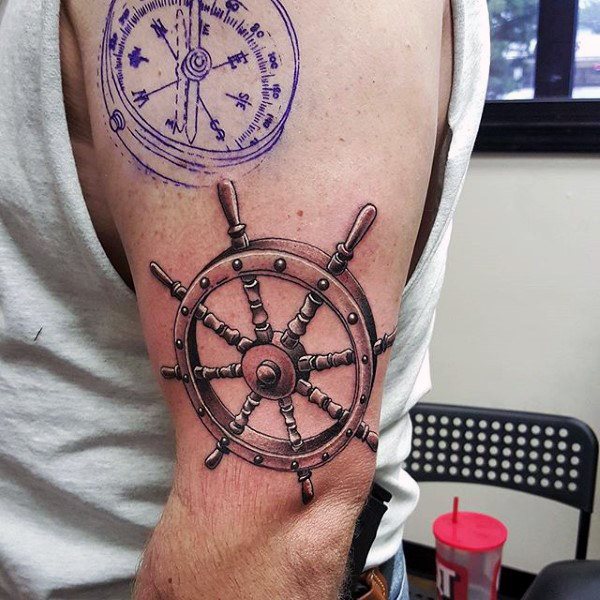 tatuaje nautico para hombre 13
