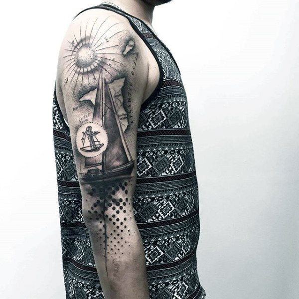 tatuaje nautico para hombre 35