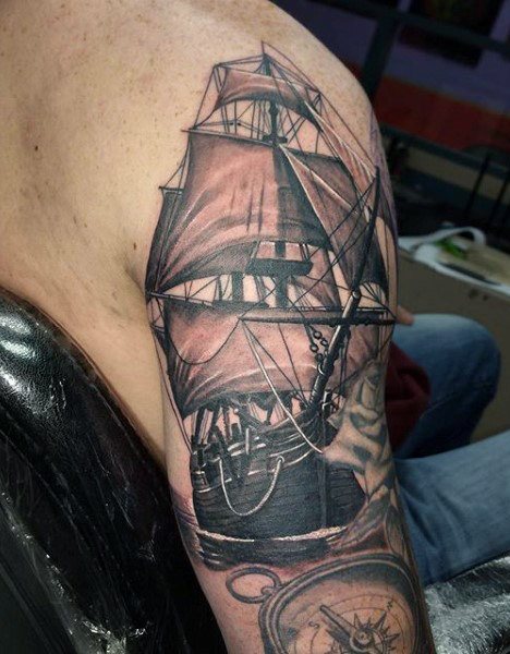 tatuaje nautico para hombre 91