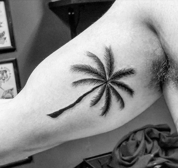 tatuaje perfecto arbol para hombre 54