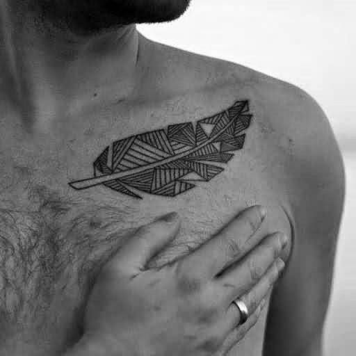 tatuaje plumas geometricas para hombre 12