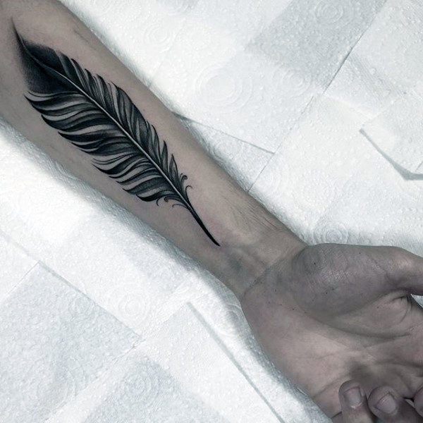 tatuaje plumas para hombre 34