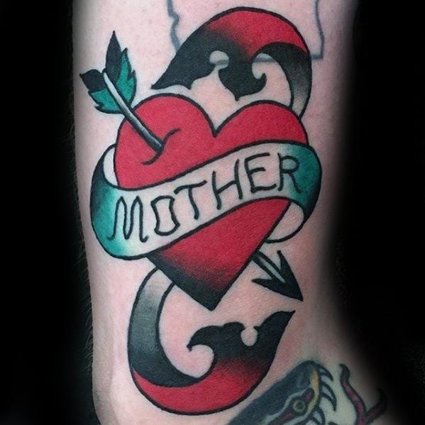 tatuaje tradicional mama para hombre 08