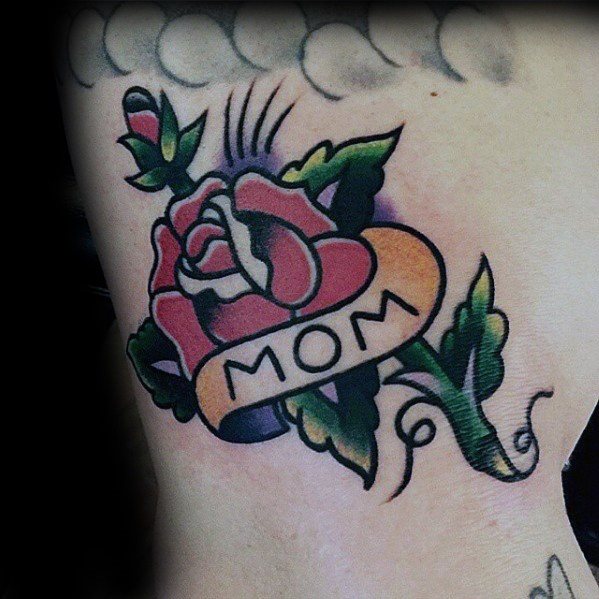 tatuaje tradicional mama para hombre 12
