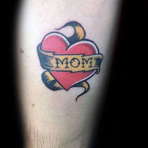 tatuaje tradicional mama para hombre 22