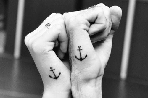 12 tatuaje anillo pareja