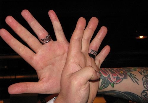 17 tatuaje anillo pareja