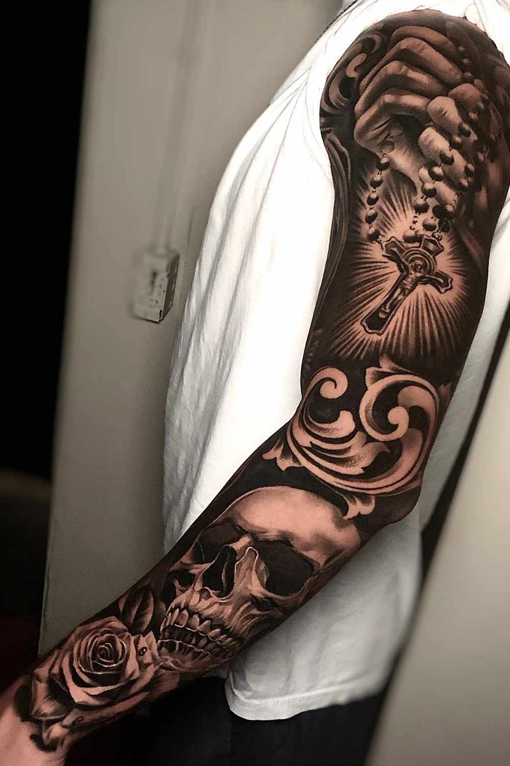 tatuaje brazo completo para hombre 18